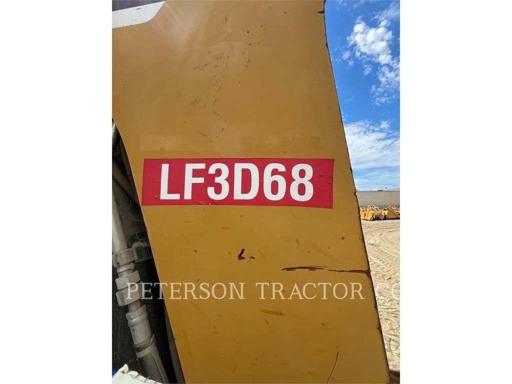 CAT 430F Traktorgravere