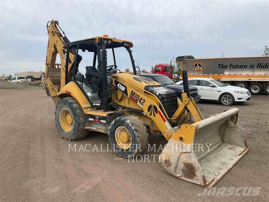 CAT 430F + Traktorgravere