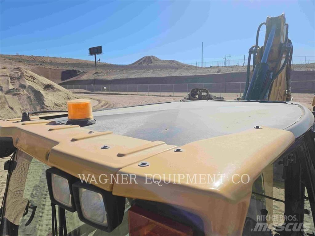 CAT 430F 4WD Traktorgravere