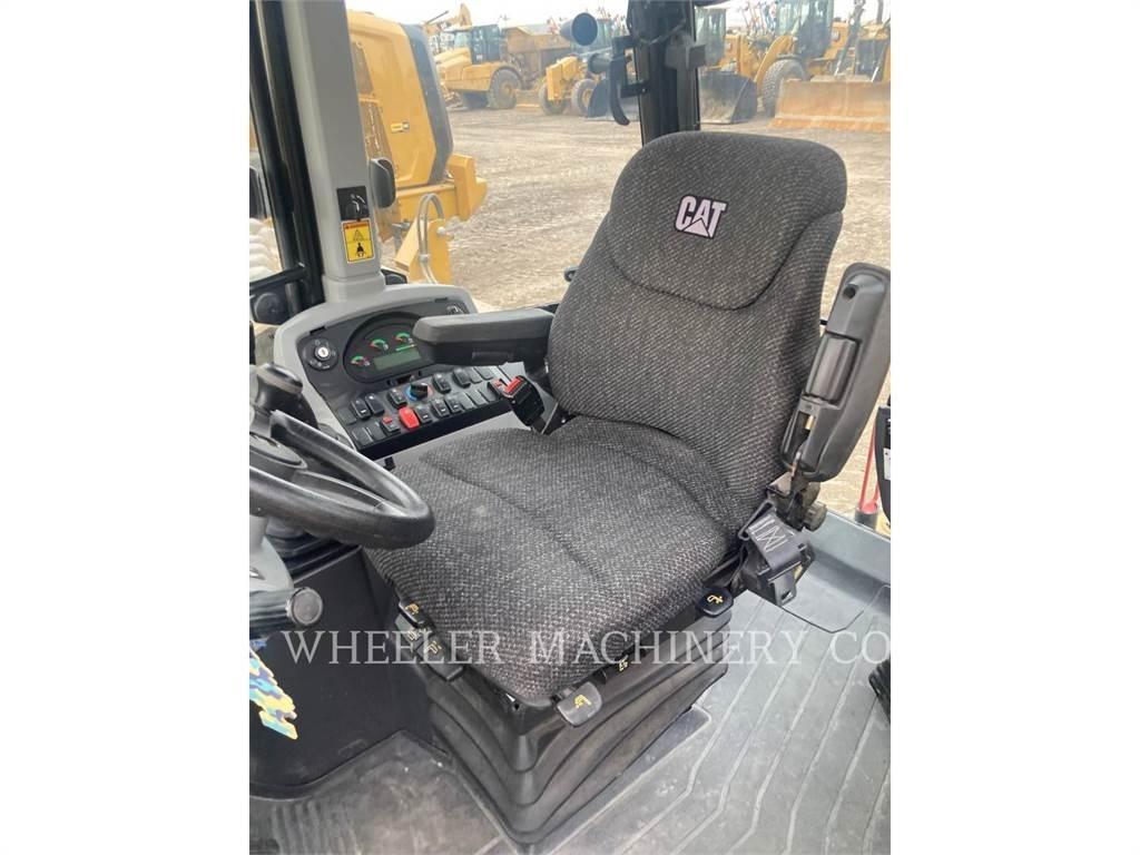 CAT 430F2 ITCF Traktorgravere