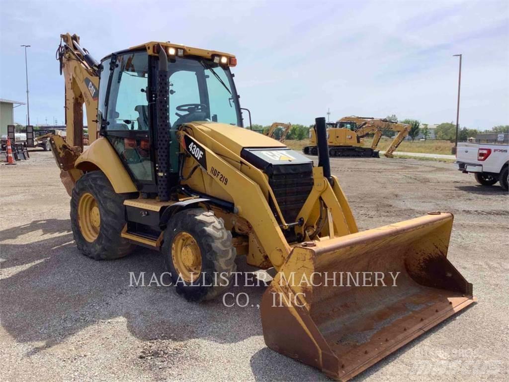 CAT 430FST Traktorgravere