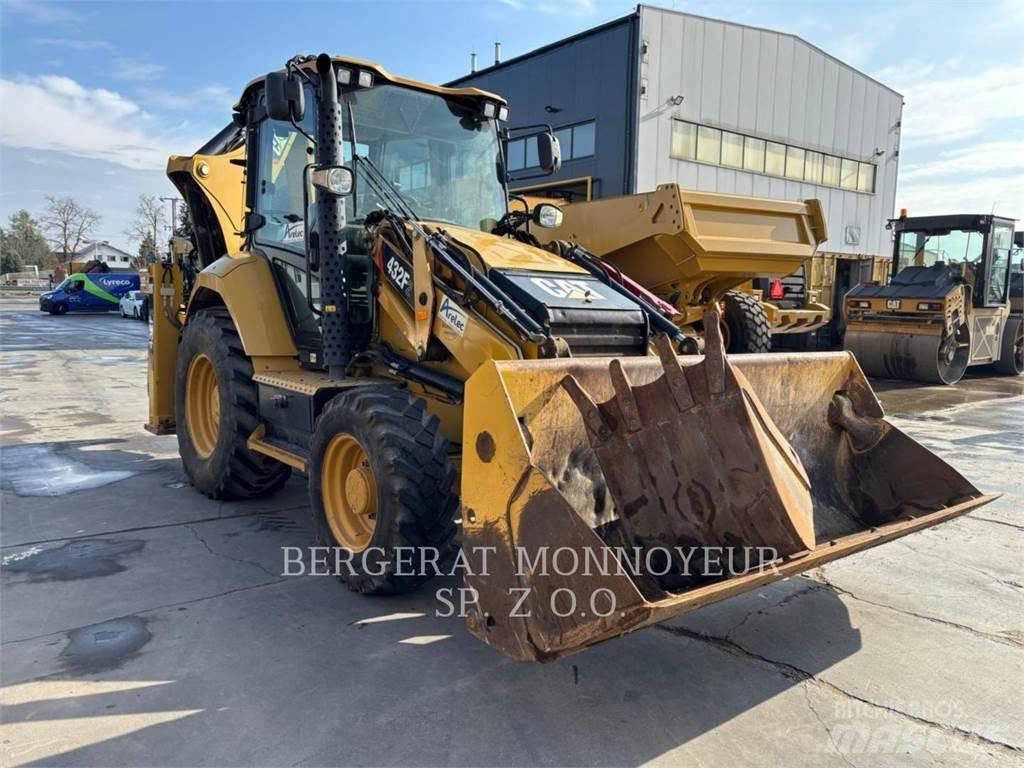 CAT 432F2 Traktorgravere