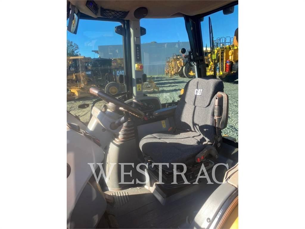 CAT 432F2LRC Traktorgravere