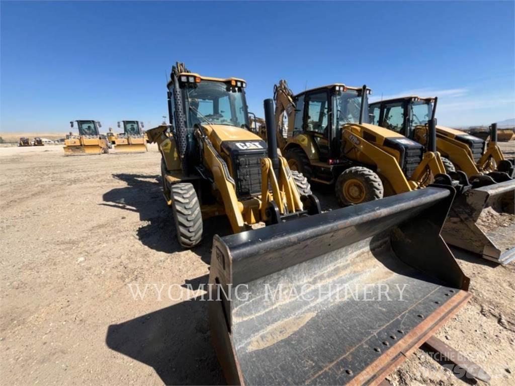 CAT 440 Traktorgravere