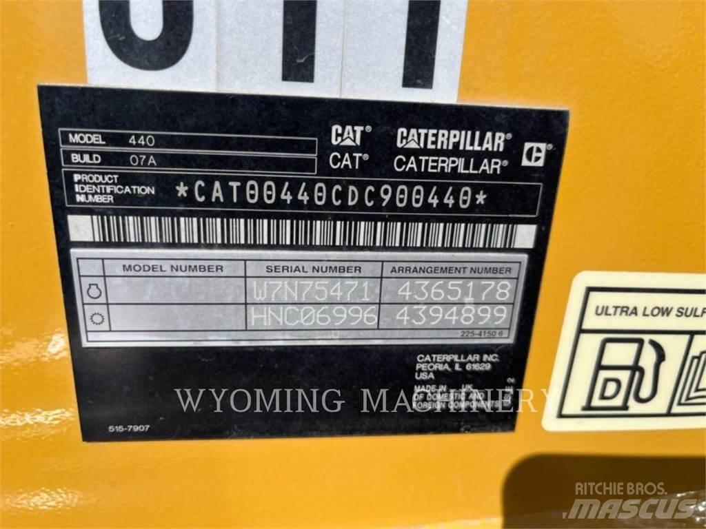 CAT 440 Traktorgravere