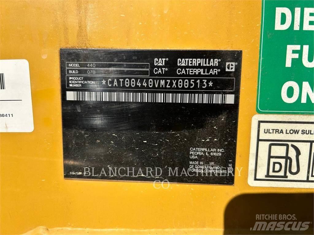 CAT 440 Traktorgravere