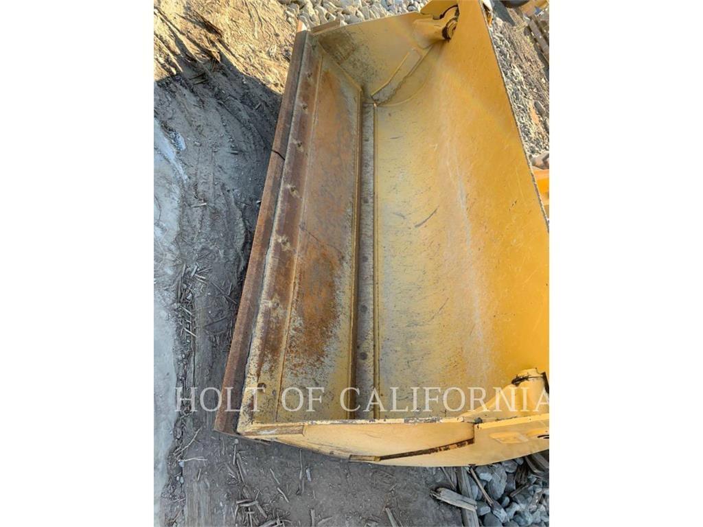 CAT 440 Traktorgravere