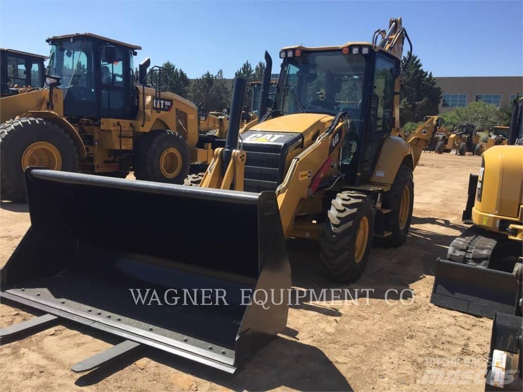 CAT 440 Traktorgravere