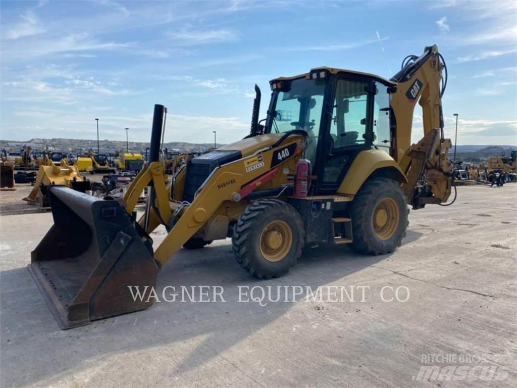 CAT 440 Traktorgravere