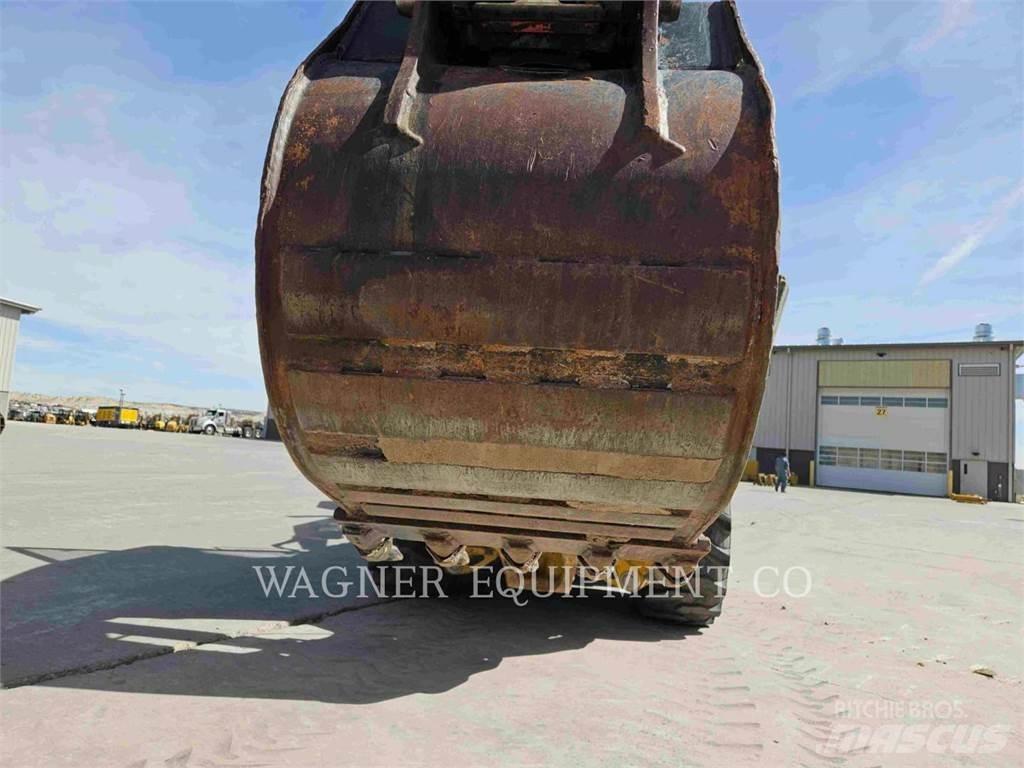 CAT 440 Traktorgravere