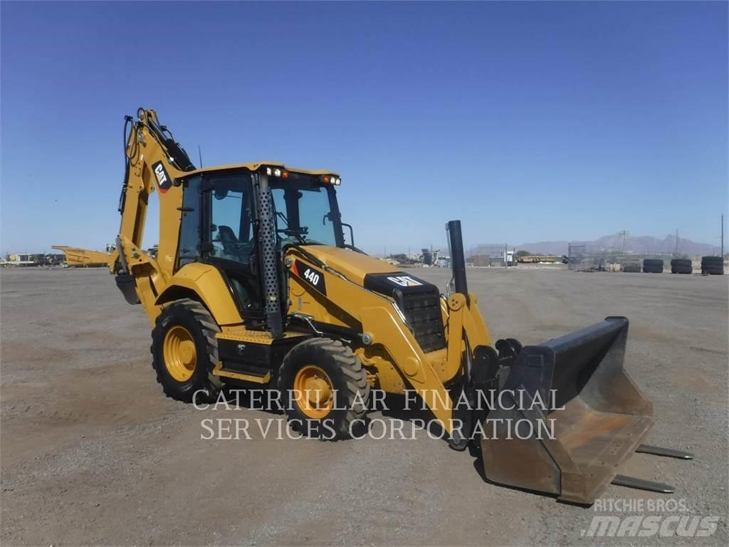 CAT 440-07 Traktorgravere