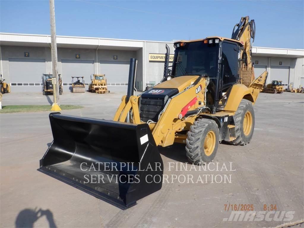 CAT 440-07 Traktorgravere