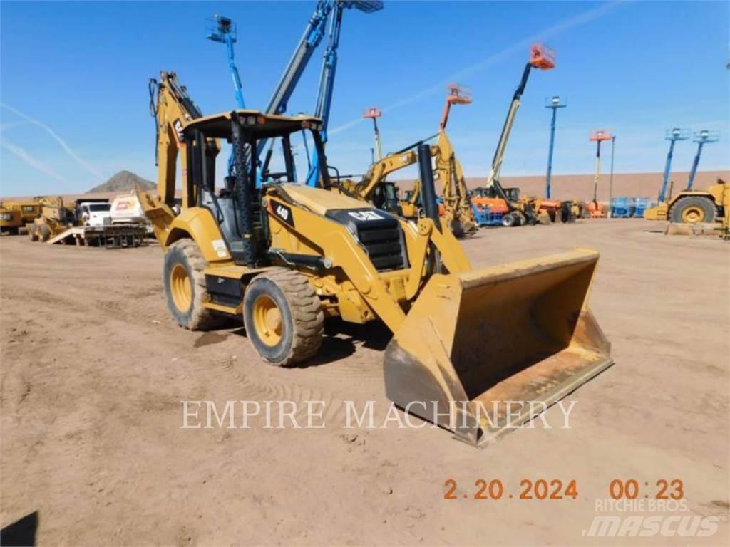 CAT 440-07 4EO Traktorgravere