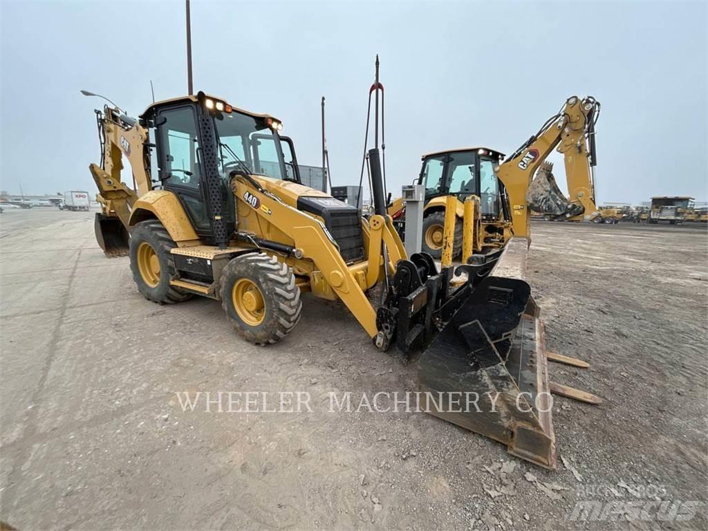 CAT 440 IT Traktorgravere