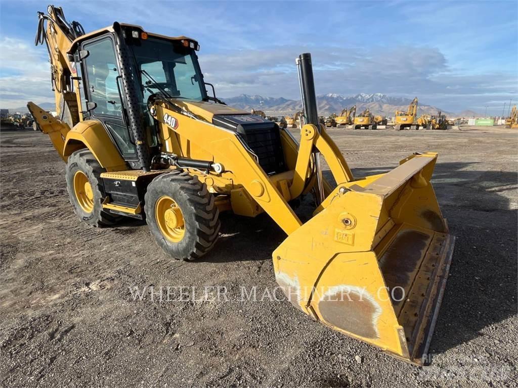 CAT 440 TH Traktorgravere