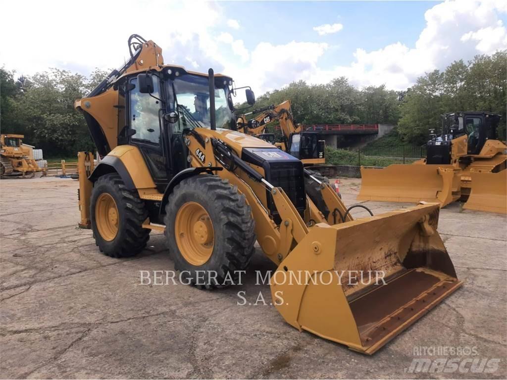 CAT 444 Traktorgravere