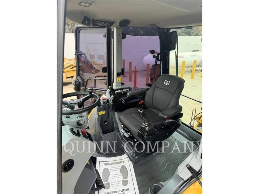 CAT 450 Traktorgravere