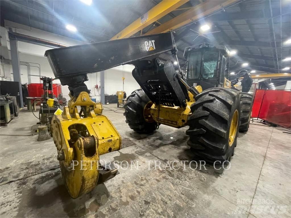 CAT 525D Stammelunner