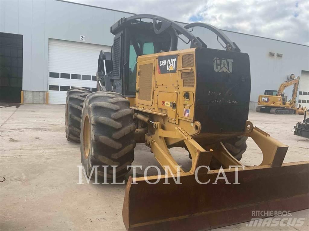 CAT 535D Stammelunner