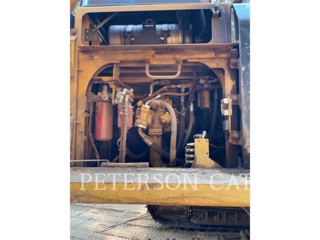 CAT 568 Traktor med skogsutstyr