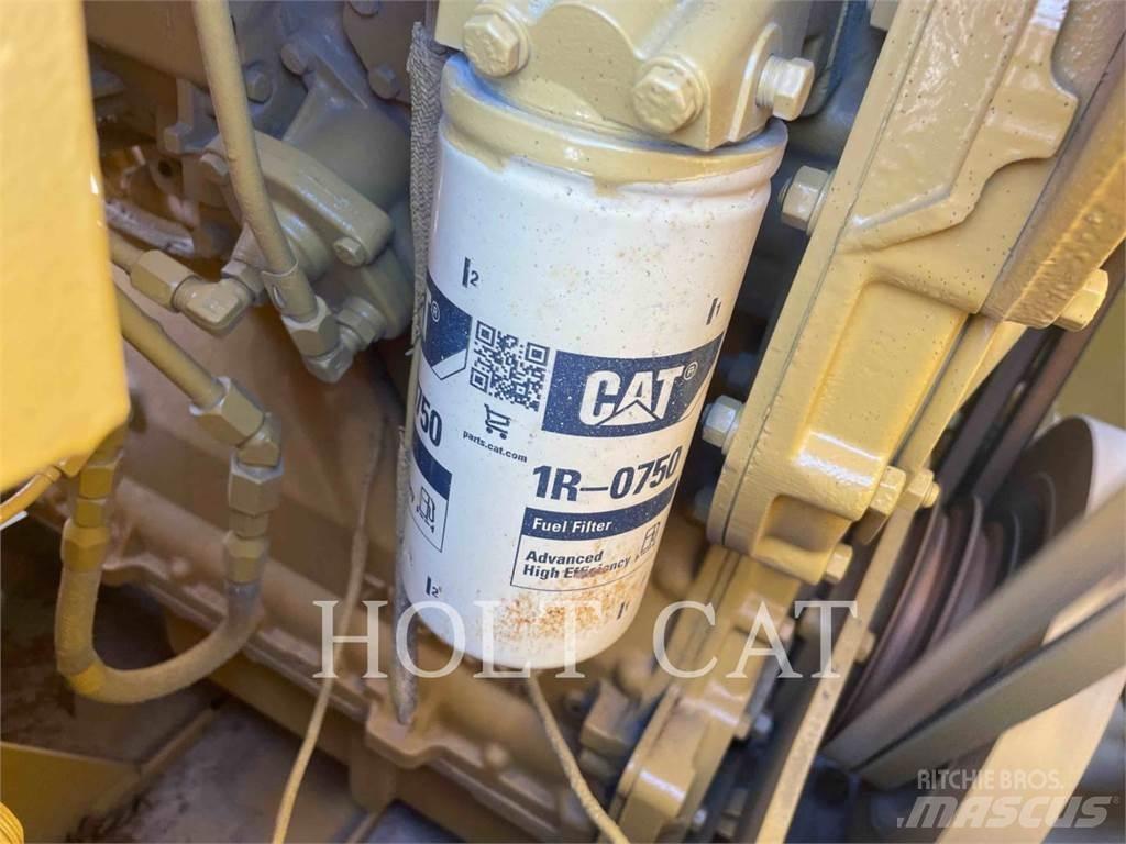 CAT 572G Rørutleggere