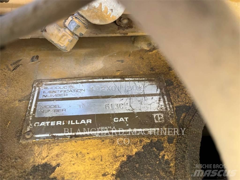 CAT 613C Veiskrape