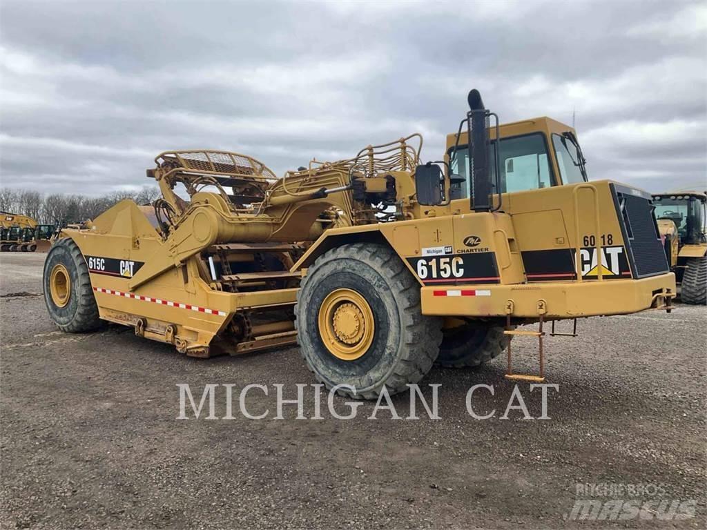 CAT 615C Veiskrape