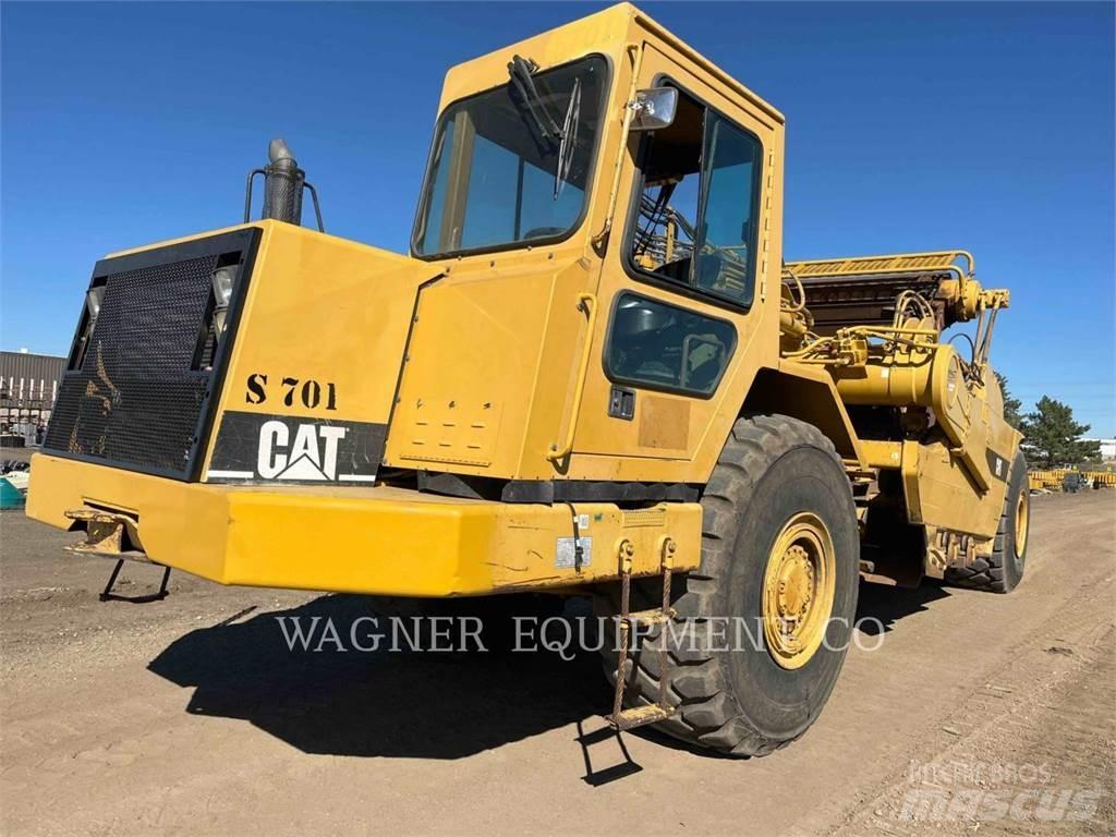 CAT 615C II Veiskrape