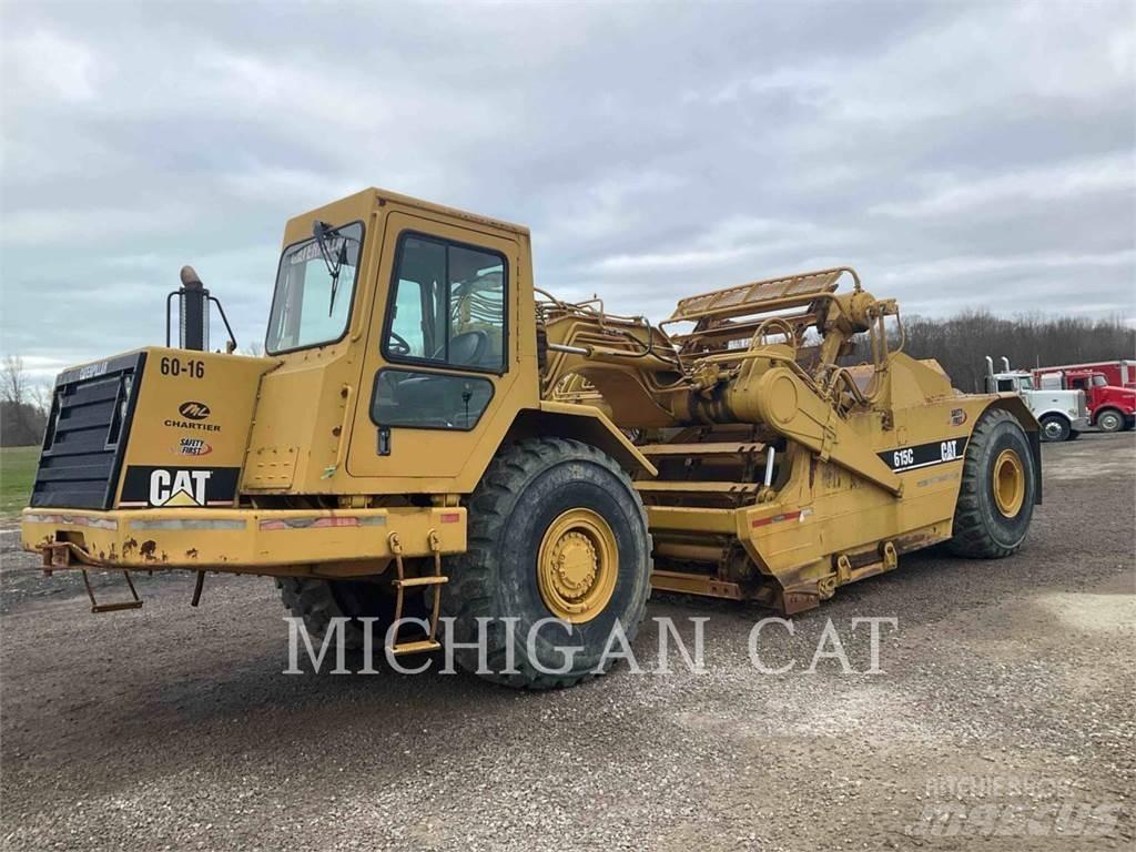 CAT 615CII A Veiskrape