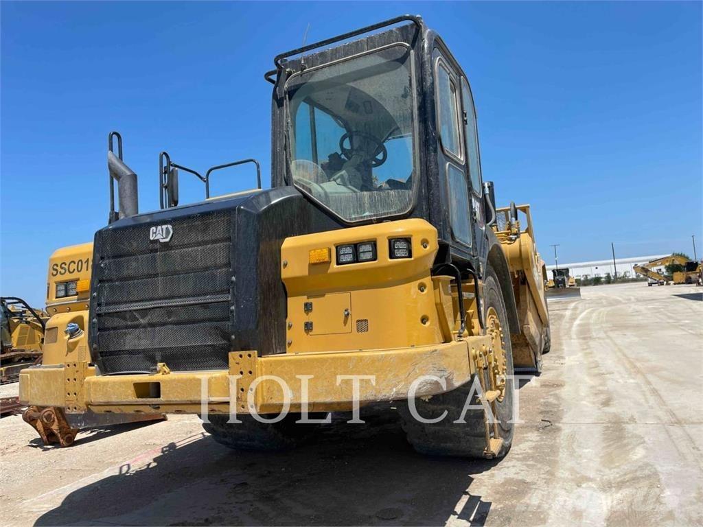 CAT 621 Veiskrape