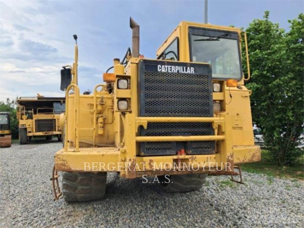 CAT 621F Veiskrape