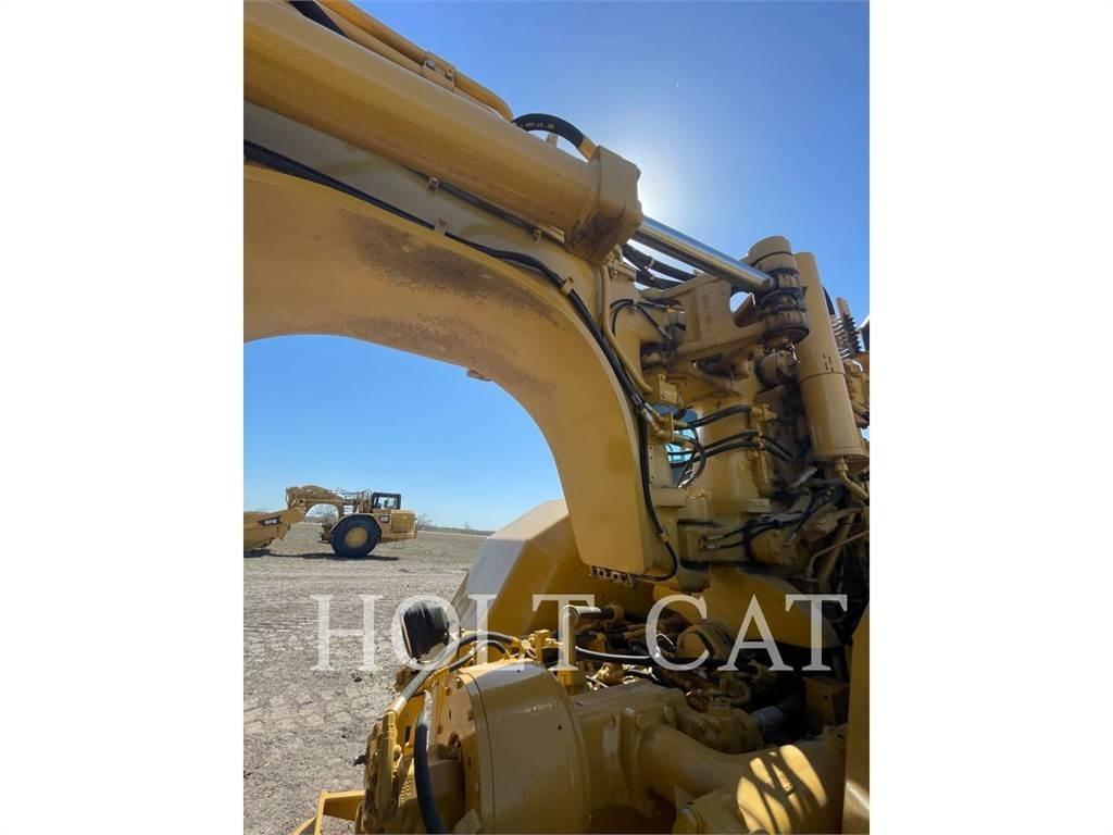 CAT 621G Veiskrape