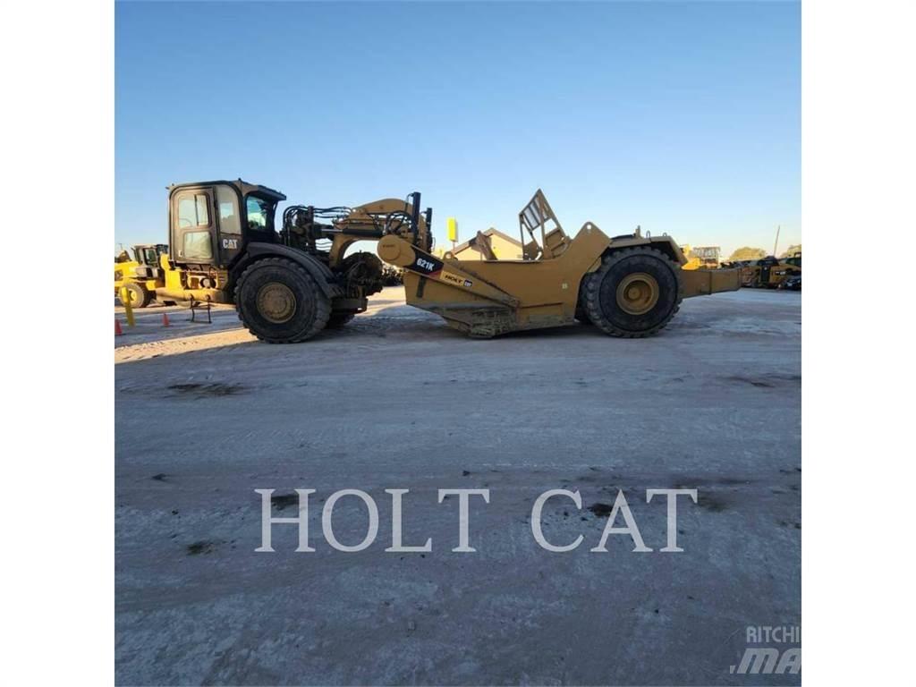 CAT 621K Veiskrape