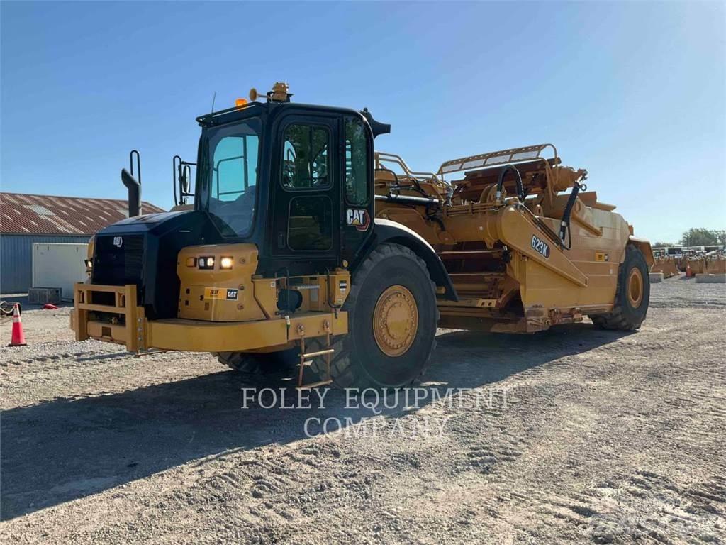 CAT 623K Veiskrape
