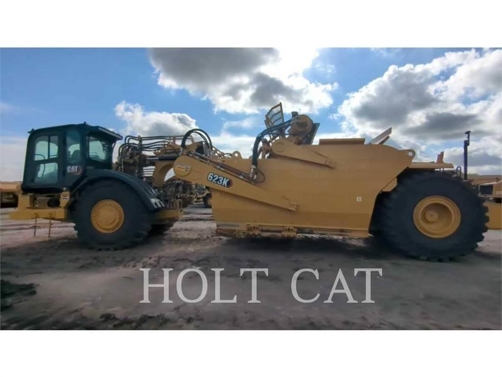 CAT 623K Veiskrape
