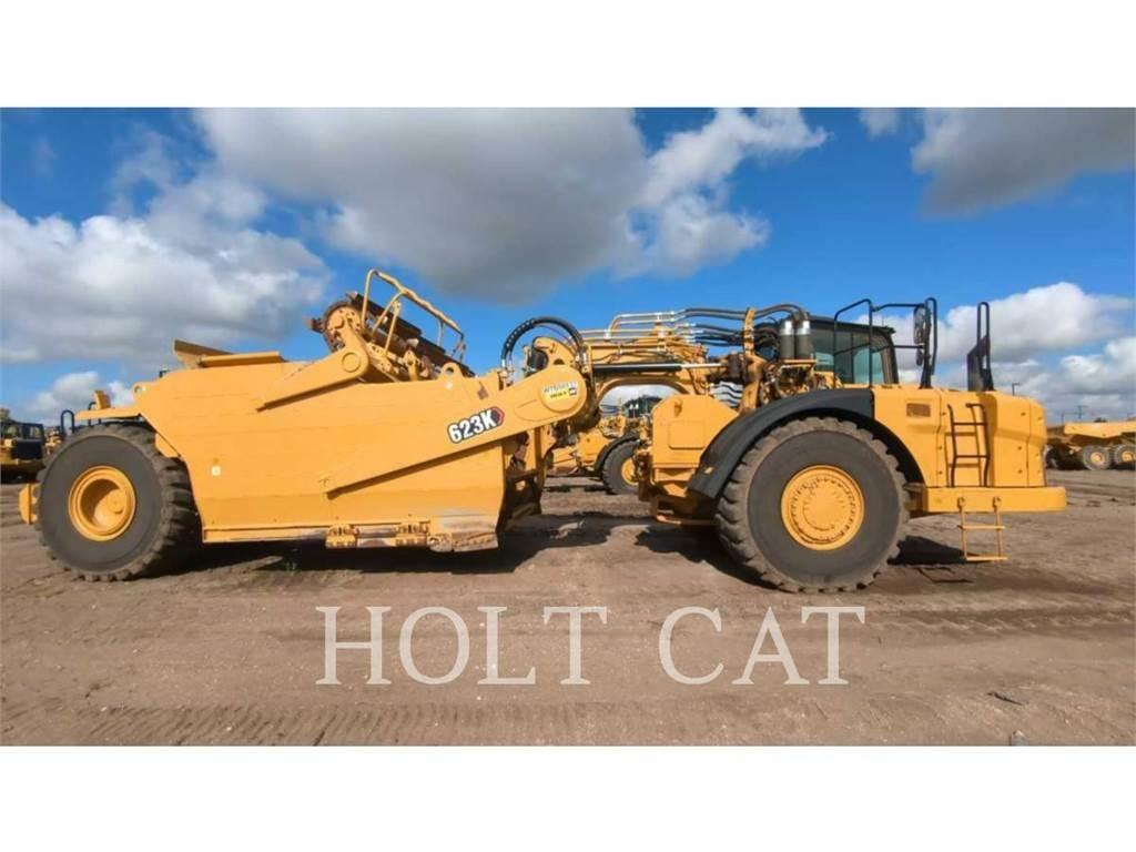 CAT 623K Veiskrape