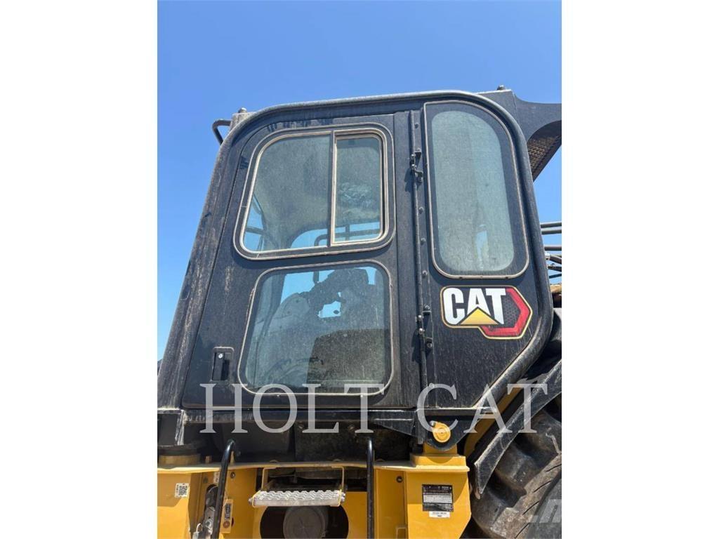 CAT 623K Veiskrape