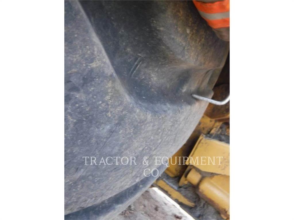 CAT 627E Veiskrape