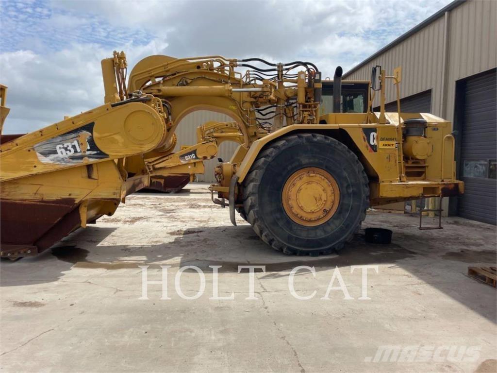 CAT 631G Veiskrape