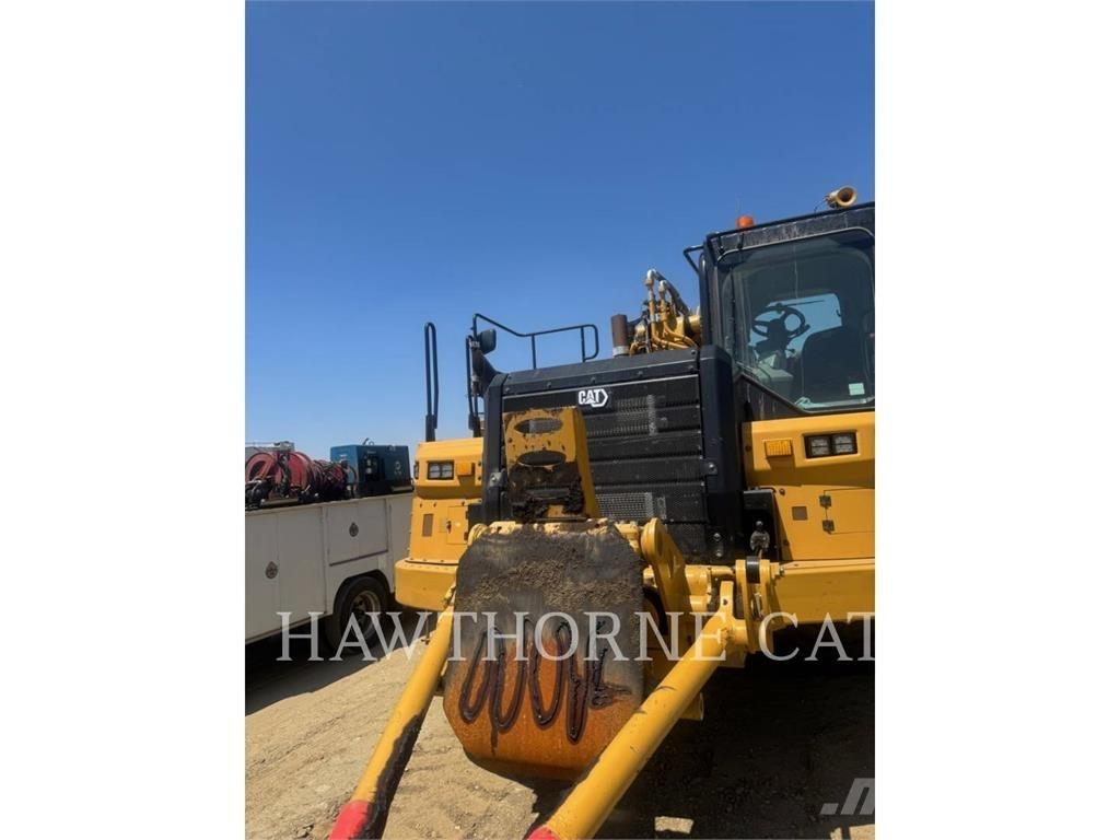 CAT 657 Veiskrape