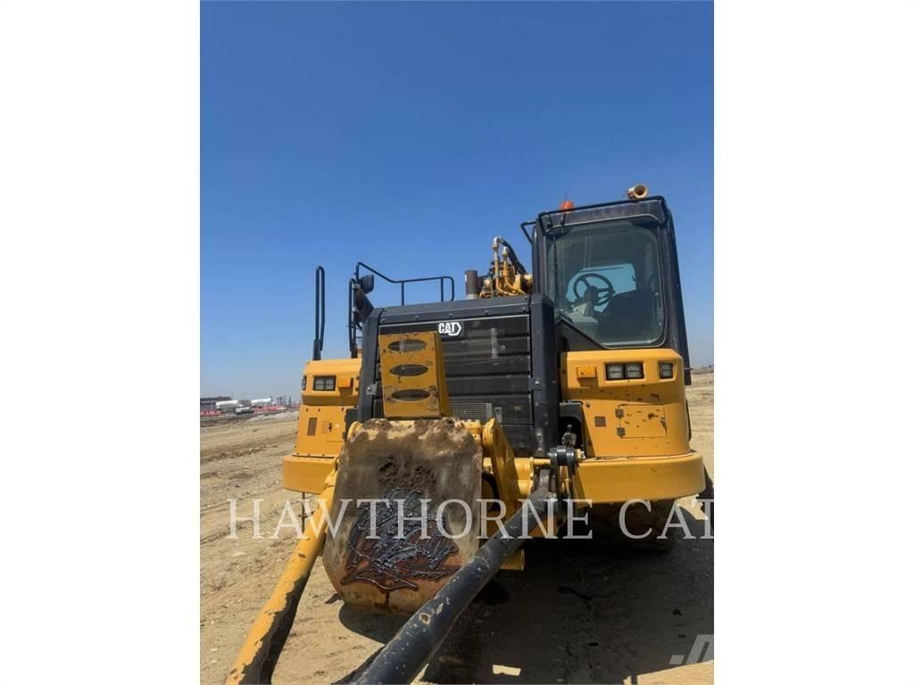 CAT 657 Veiskrape