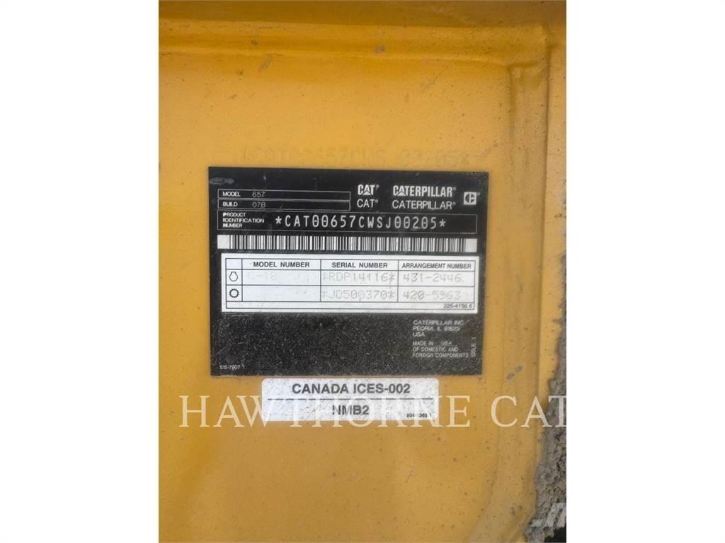 CAT 657 Veiskrape
