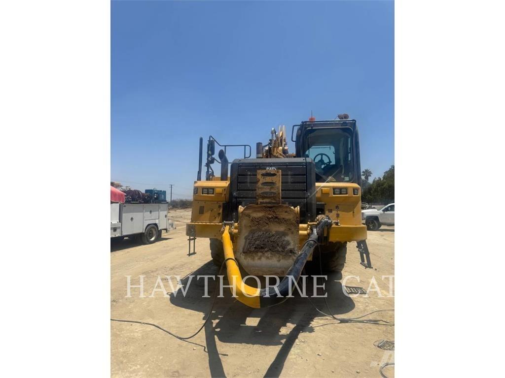 CAT 657 Veiskrape