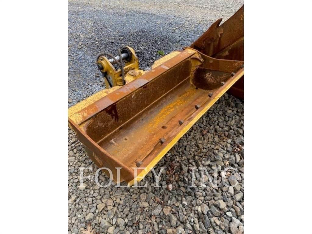 CAT 72 TILT BUCKET Skuffer