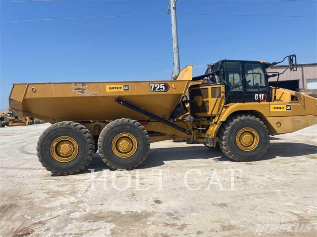 CAT 725 Rammestyrte Dumpere