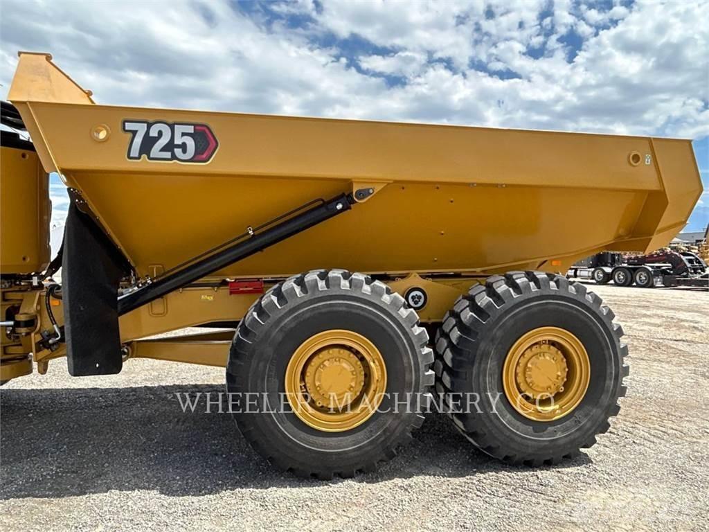 CAT 725 Rammestyrte Dumpere