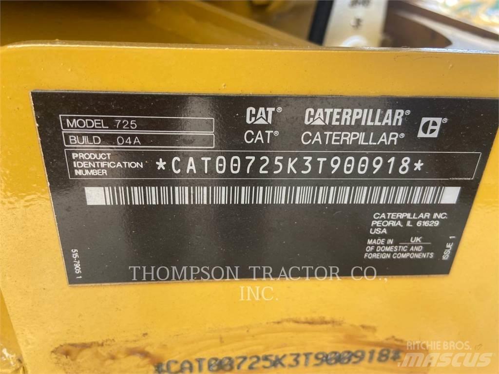 CAT 725 Rammestyrte Dumpere
