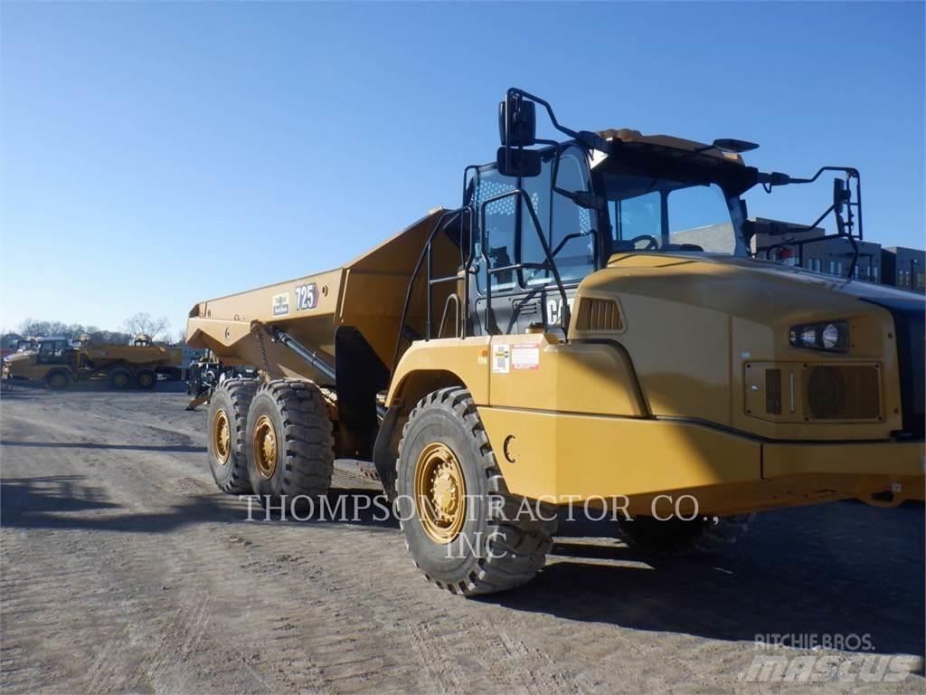 CAT 725 Rammestyrte Dumpere