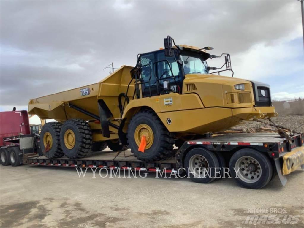 CAT 725 Rammestyrte Dumpere