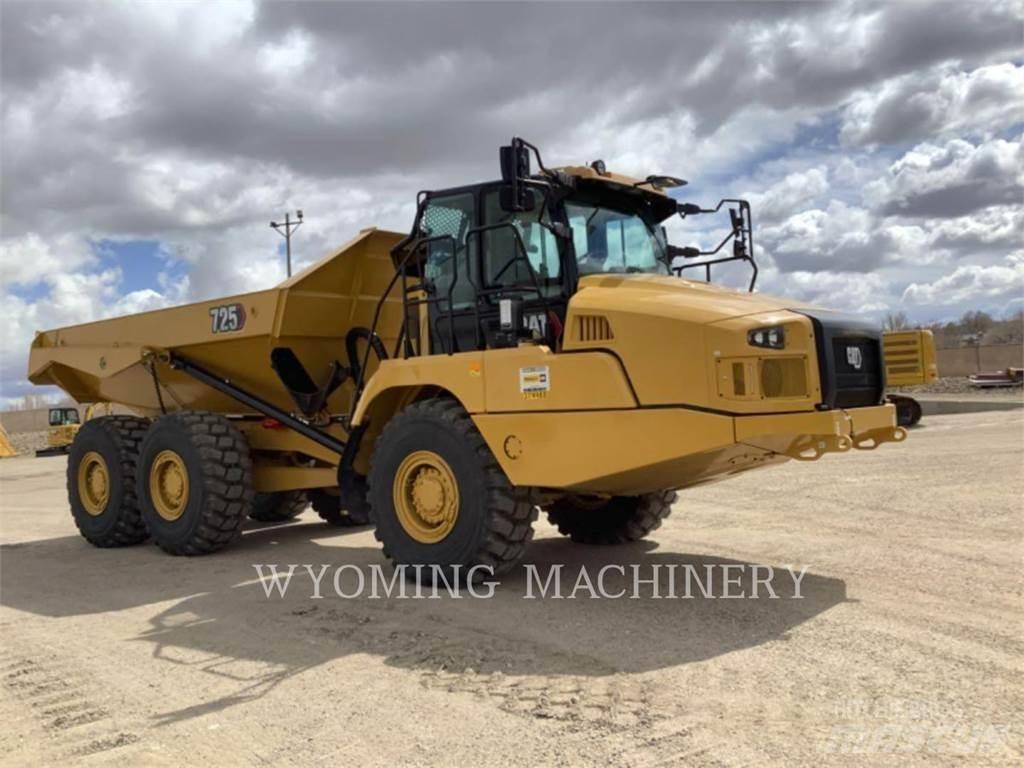 CAT 725 Rammestyrte Dumpere